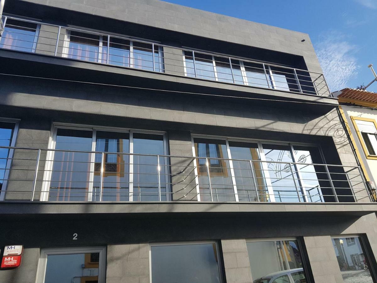 Praia da Vitória Black House מראה חיצוני תמונה